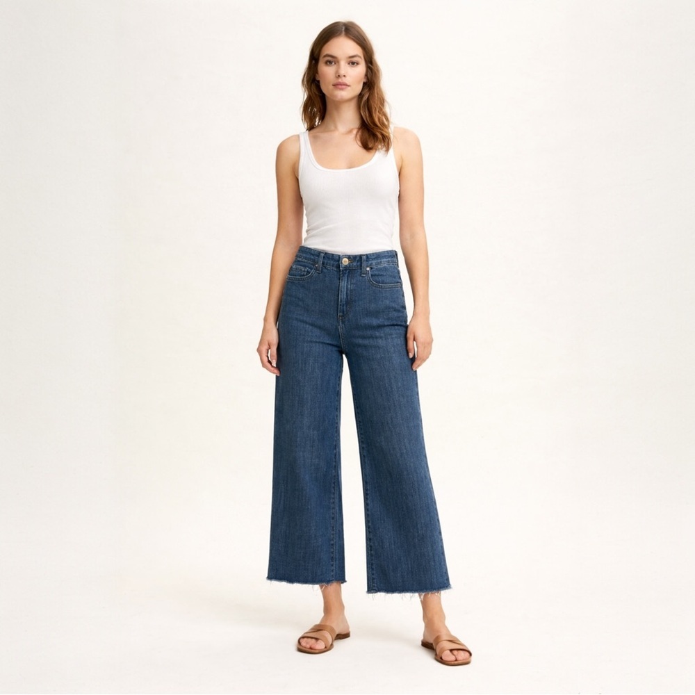 William Rast Wide Leg Crop Jeans Raw Hem Medium Wash Size 25